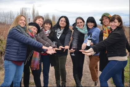 Parte del grupo de productoras mendocinas que se unieron para darle valor a sus uvas. Gentileza Geraldine De Marchi