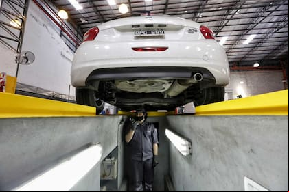 Planta de VTV (verificación técnica vehicular) en calle Donado al 900