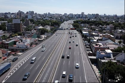puntos más peligrosos de las autopistas porteñas. AUSA AU6 Perito Moreno - Sentido al Centro - Entre el desde Av. Juan Bautista Alberdi hasta la salida a Av. Perito Moreno, incluyendo el área del peaje