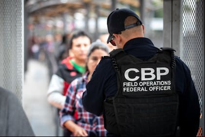 Qué pasará con los beneficiarios del Parole Humanitario y TPS