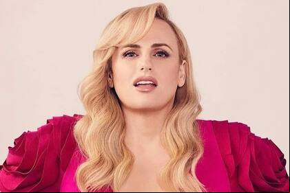 Rebel Wilson reveló la fecha en la que perdió su virginidad, contó que el actor con el que lo hizo nunca se enteró y aseguró que Adele la odia