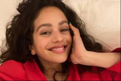 Rosalía adelantó parte de un nuevo tema en un vivo de Instagram