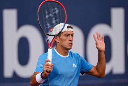Sebastián Báez, en el Barcelona Open, cayó frente al danés Holger Rune en los 8vos de final