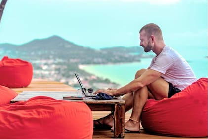 Trabajar desde cualquier parte del mundo para muchos es posible