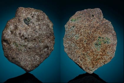 Un trozo del meteorito EC 002. La masa principal del meteorito reside en el Museo de Gemas y Minerales de Maine