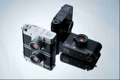 Una Fujifilm x Half, con diseño retro y visor vertical